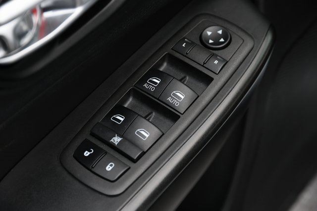 Used 2022 Jeep Cherokee Trailhawk w/ Trailer Tow Group image 15