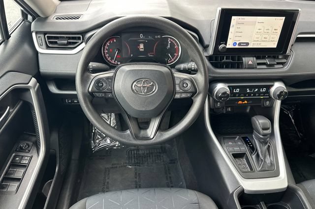 Certified 2025 Toyota RAV4 XLE FWD image 18