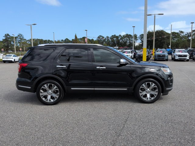 Used 2018 Ford Explorer Platinum AWD/4WD image 4