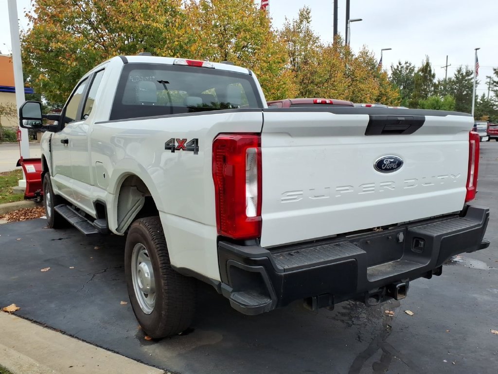 Used 2023 Ford F250 XL w/ Snow Plow Prep Package AWD/4WD image 7