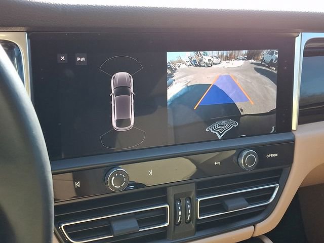 Used 2023 Porsche Macan T image 20