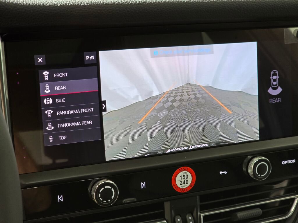 New 2026 Porsche Macan image 29