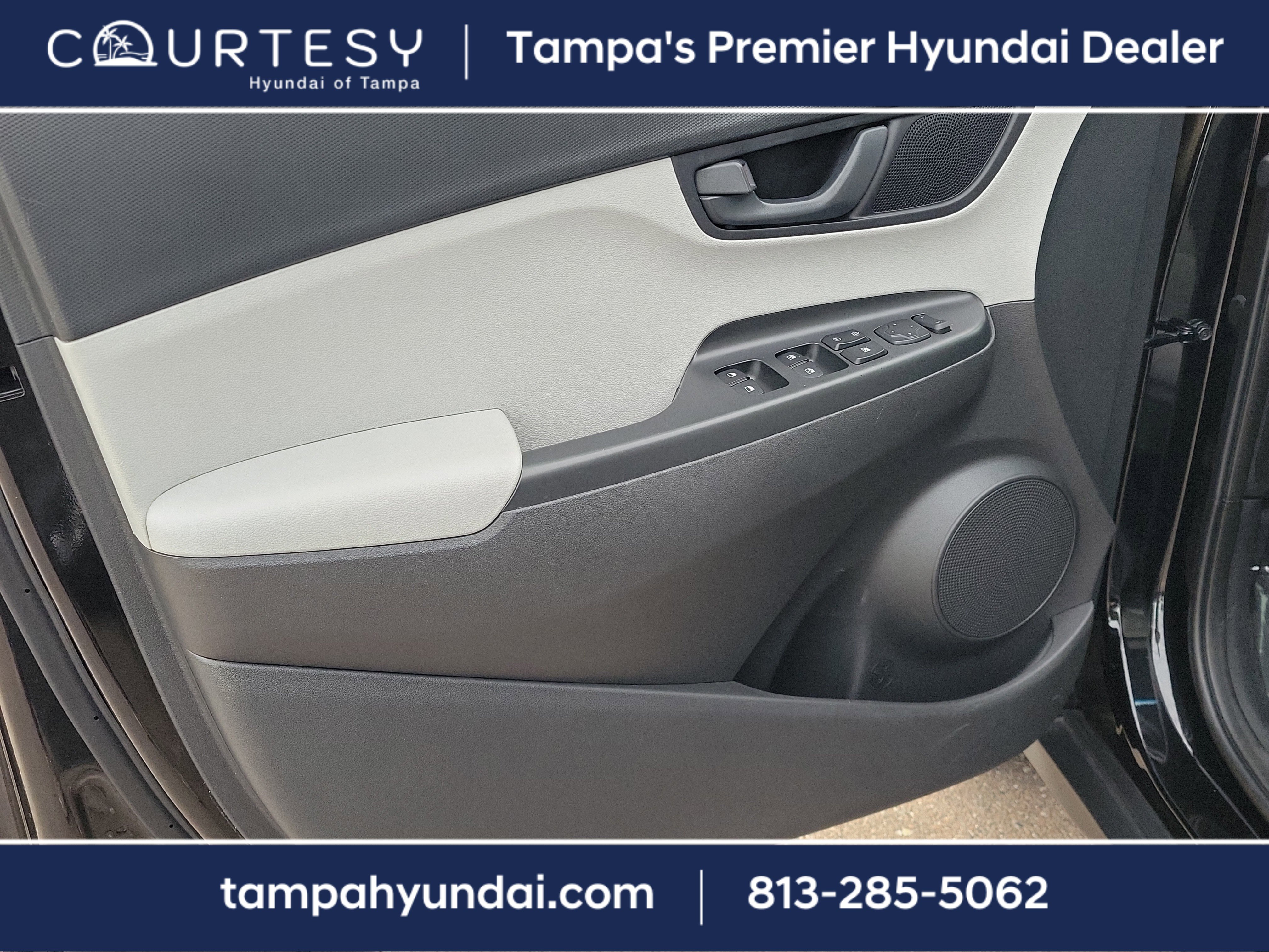 Used 2023 Hyundai Kona SEL image 16