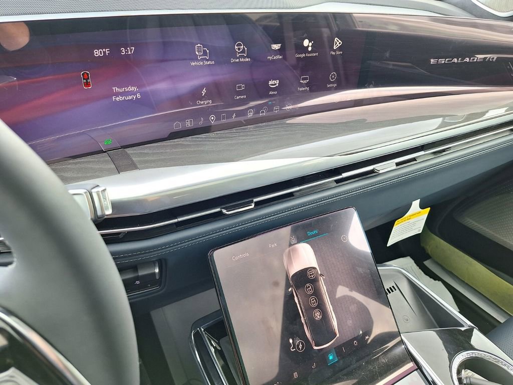 New 2025 Cadillac Escalade IQ Luxury 2 image 17