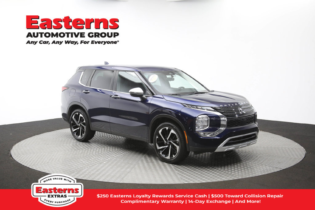 Used 2023 Mitsubishi Outlander SE AWD/4WD image 50
