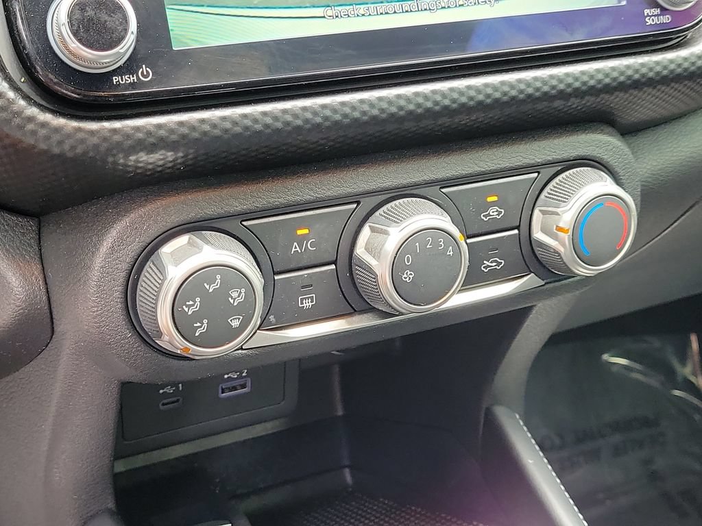 Used 2024 Nissan Kicks SV FWD image 23