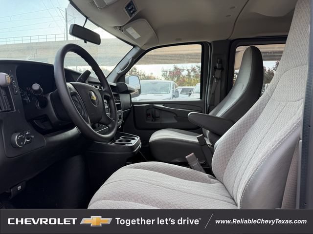 Used 2015 Chevrolet Express 2500 LS RWD image 29