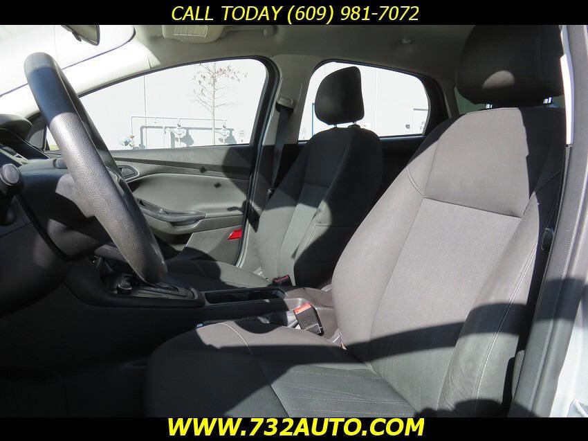 Used 2016 Ford Focus S image 25