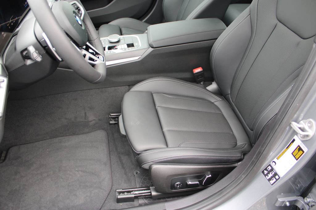 New 2025 BMW 330i xDrive Sedan w/ M Sport Package image 23