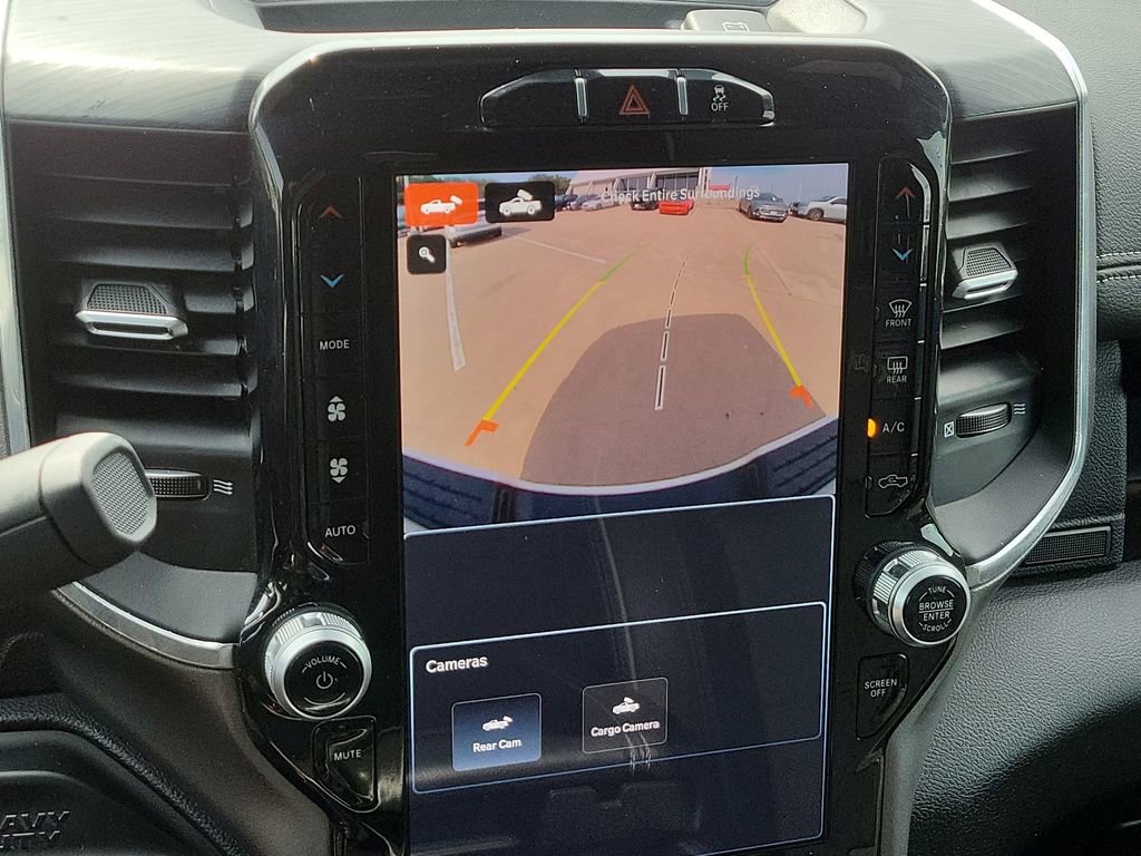 Used 2024 RAM 2500 Laramie w/ Sport Appearance Package image 15