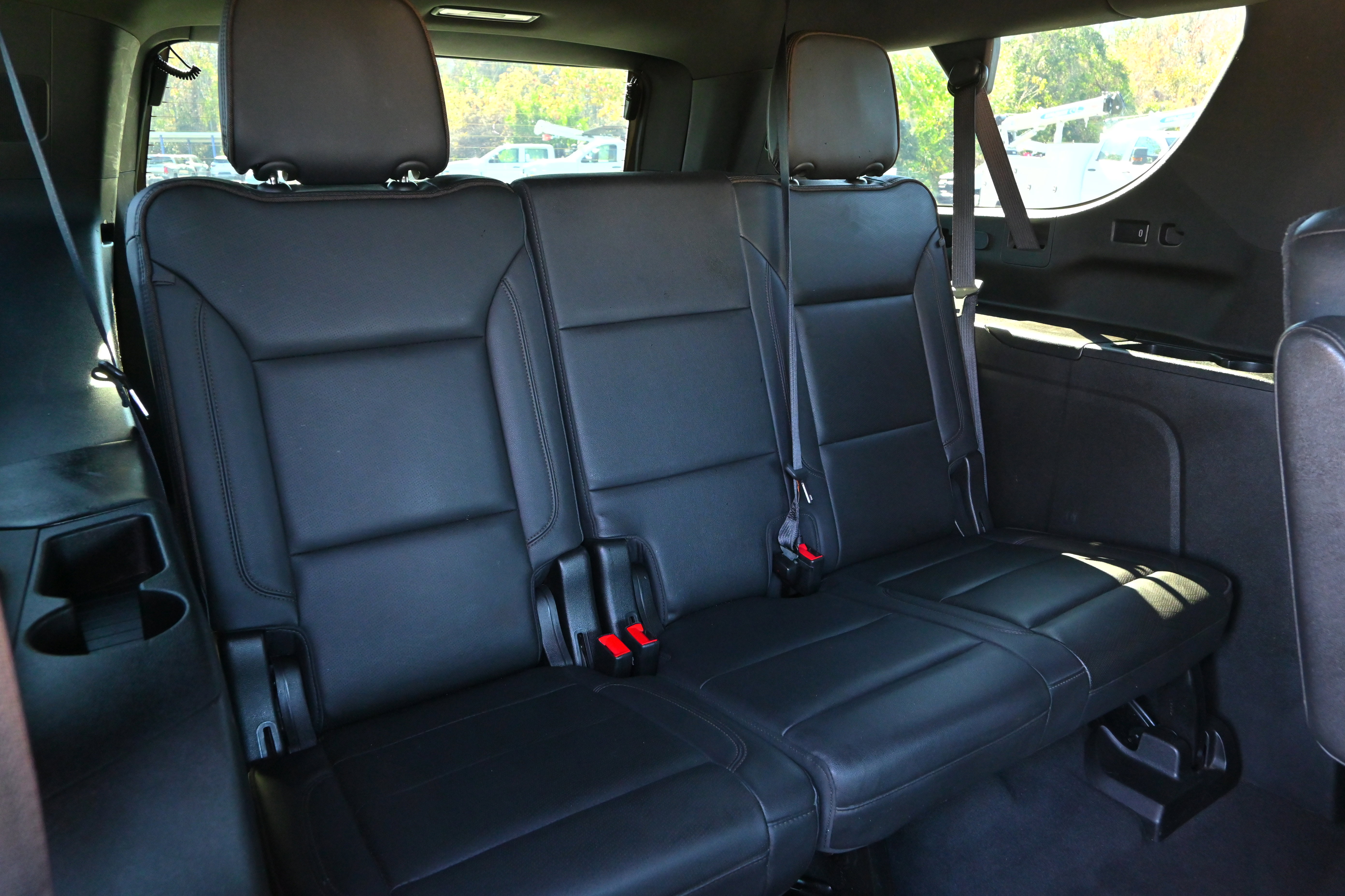 Used 2021 Chevrolet Suburban High Country image 12