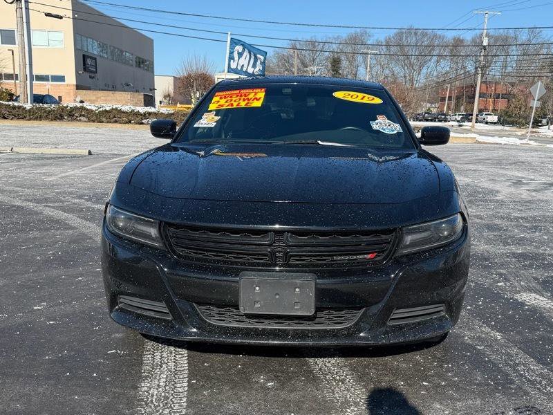 Used 2019 Dodge Charger SXT image 2