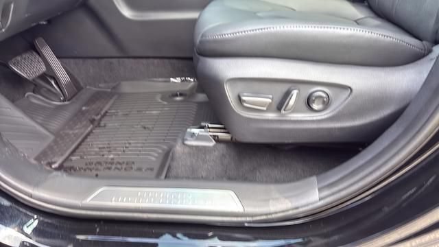 Used 2026 Toyota Grand Highlander AWD image 18