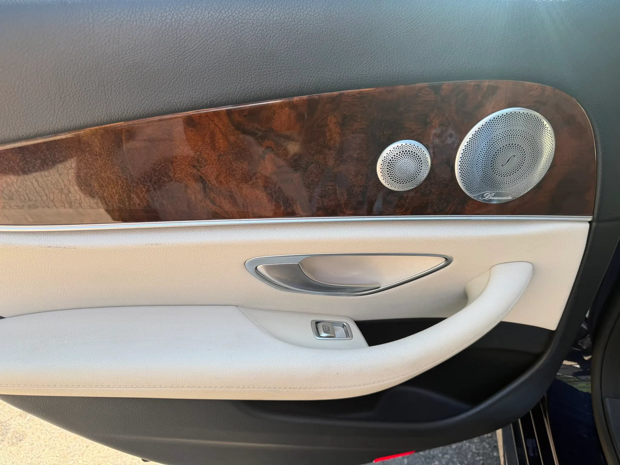 Used 2019 Mercedes-Benz E 300 4MATIC w/ Premium 1 Package image 16