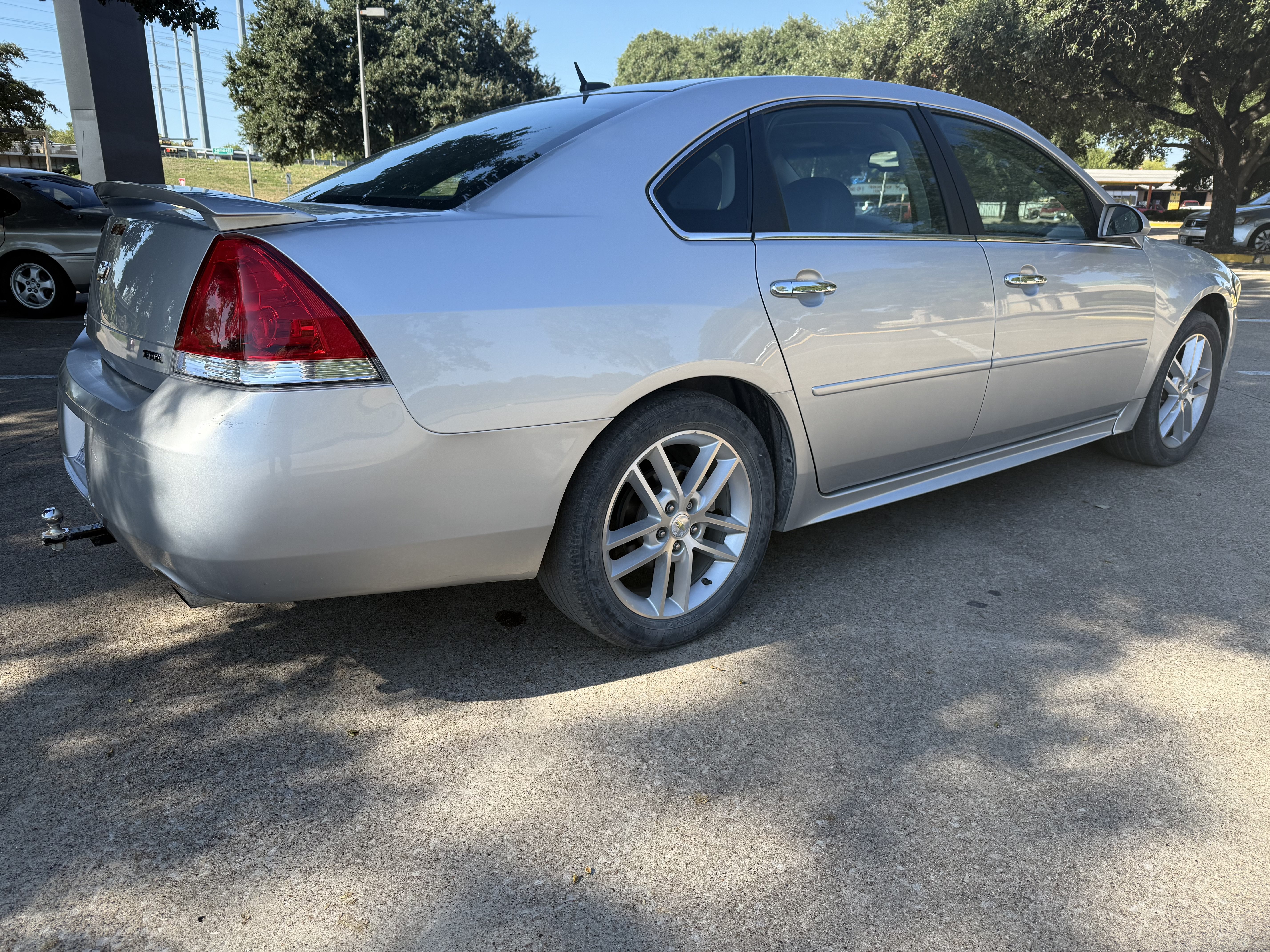 Used 2016 Chevrolet Impala LTZ FWD image 5