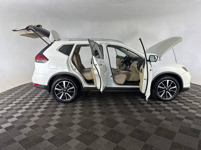 Used 2020 Nissan Rogue SL w/ Premium Package AWD/4WD image 13