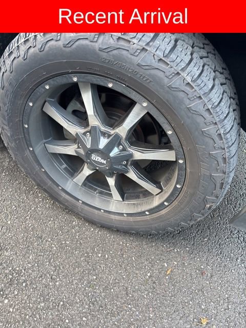 Used 2016 Chevrolet Tahoe LT w/ Luxury Package image 9