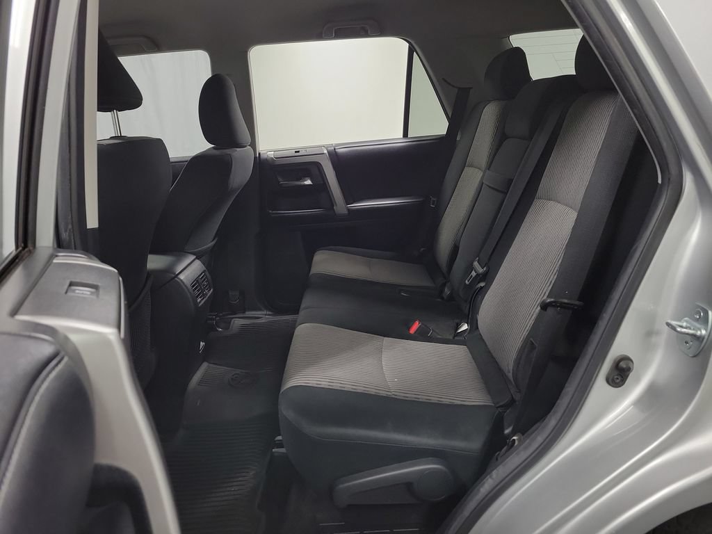 Used 2020 Toyota 4Runner SR5 AWD/4WD image 24