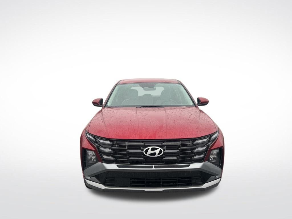 Used 2025 Hyundai Tucson SE image 2