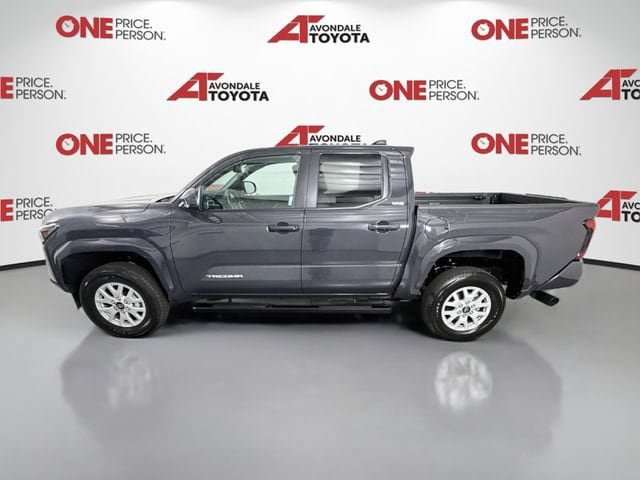 Certified 2026 Toyota Tacoma SR5 AWD/4WD image 5
