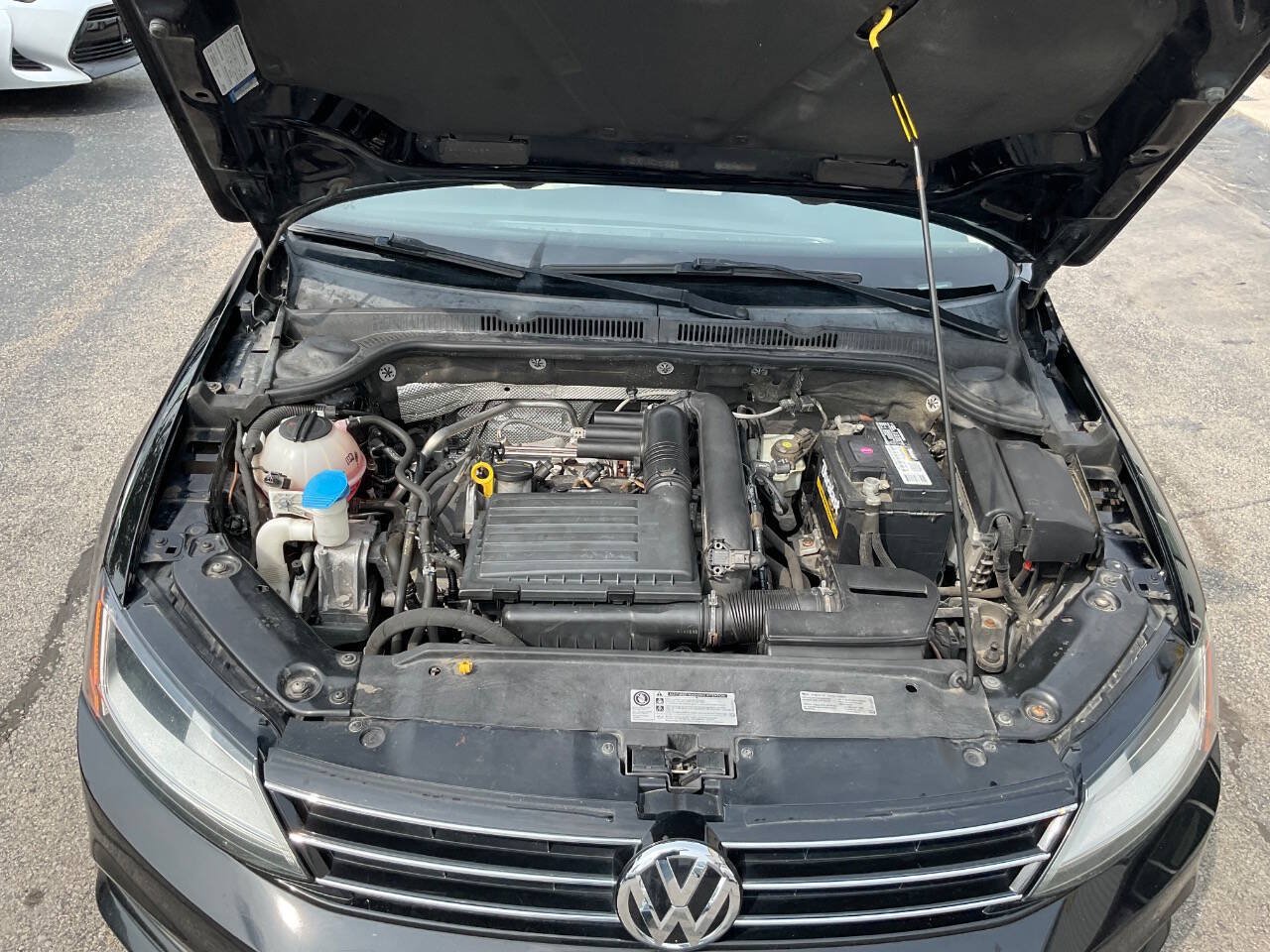 Used 2017 Volkswagen Jetta SE FWD image 23