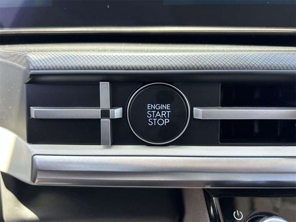 Used 2025 Hyundai Santa Fe SEL image 29