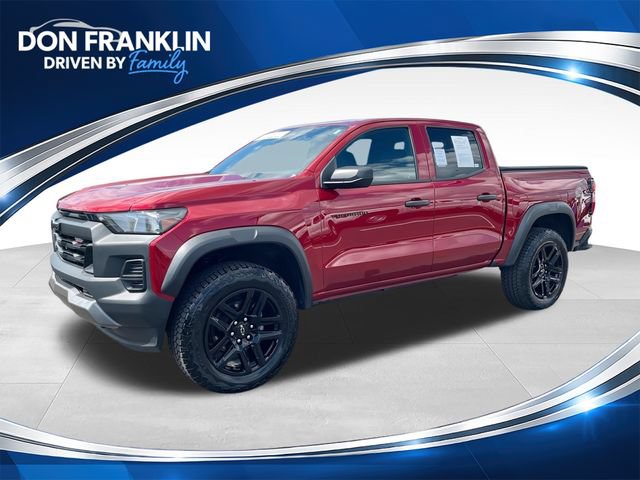 Used 2024 Chevrolet Colorado Trail Boss w/ Advanced Trailering Package AWD/4WD image 1