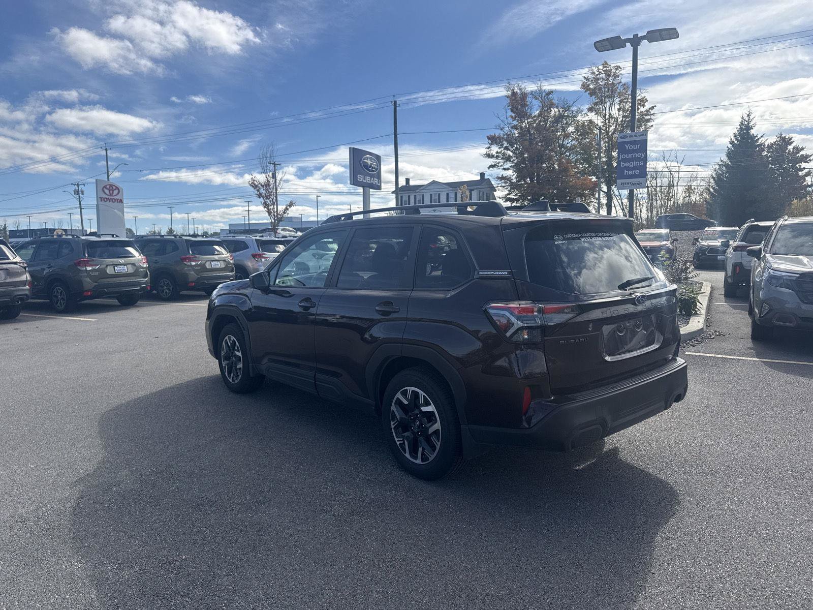 Used 2026 Subaru Forester Premium AWD/4WD image 5
