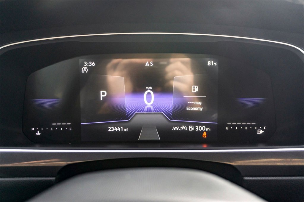 Used 2012 Jeep Grand Cherokee Laredo w/ Laredo E Group image 22