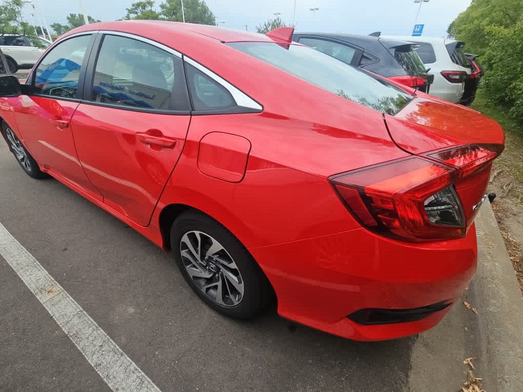 Certified 2018 Honda Civic EX image 6