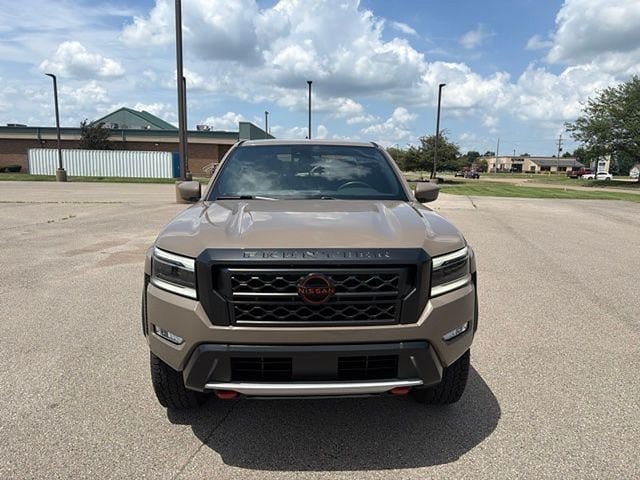Used 2024 Nissan Frontier PRO-4X w/ Off-Road Protection Package AWD/4WD image 9