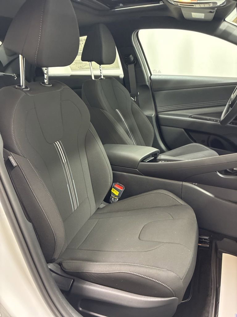 New 2026 Hyundai Elantra SEL Sport image 28