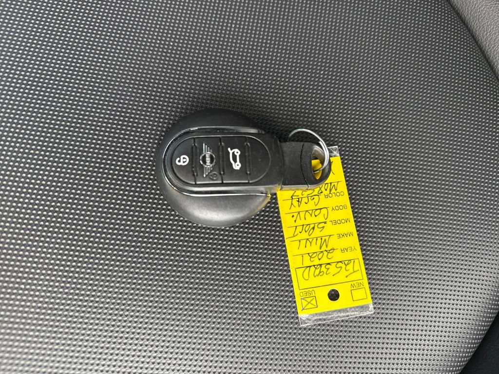Used 2021 MINI Cooper S image 32