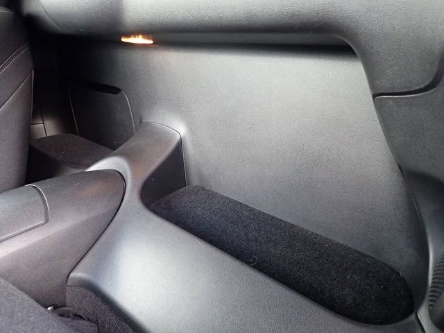 Used 2010 Nissan 370Z Roadster RWD image 12