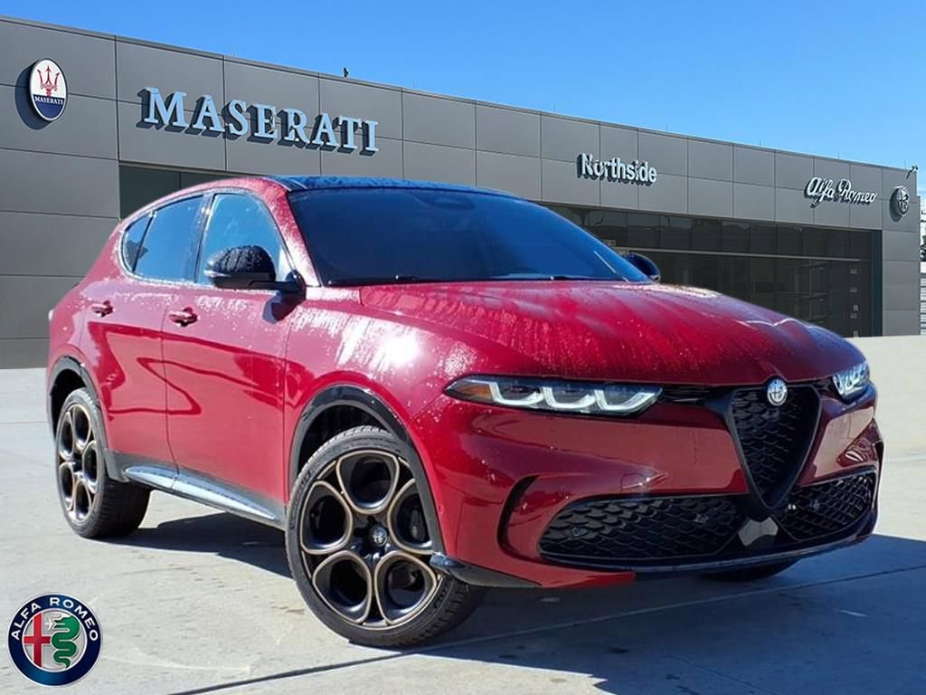 New 2025 Alfa Romeo Tonale AWD/4WD image 1