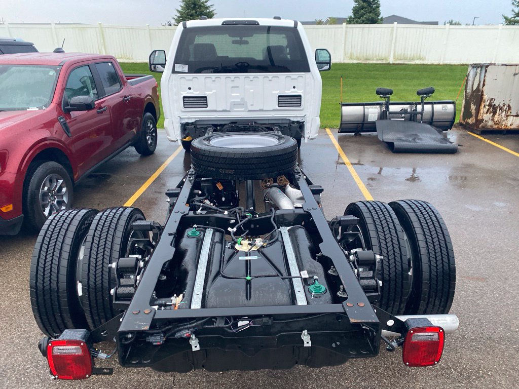 New 2027 Ford F450 XLT w/ XLT Value Package AWD/4WD image 10