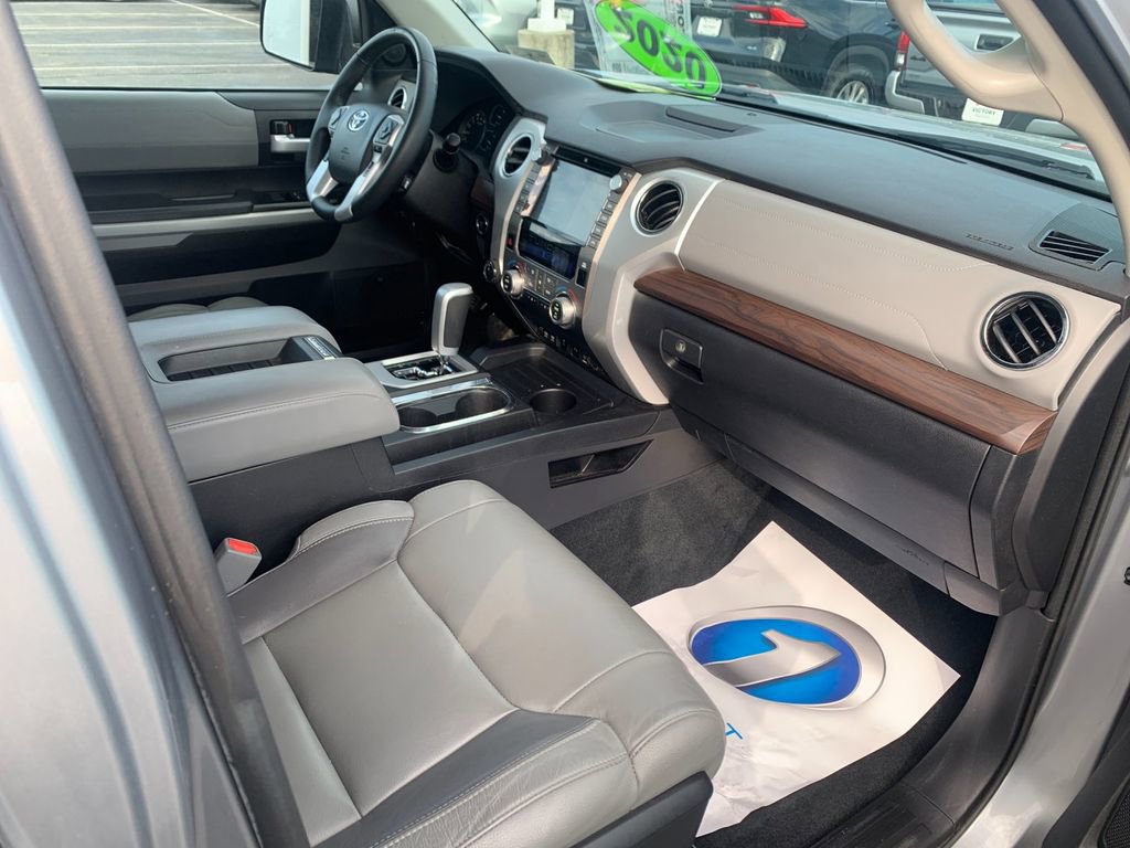 Used 2020 Toyota Tundra Limited w/ Limited Premium Package AWD/4WD image 18