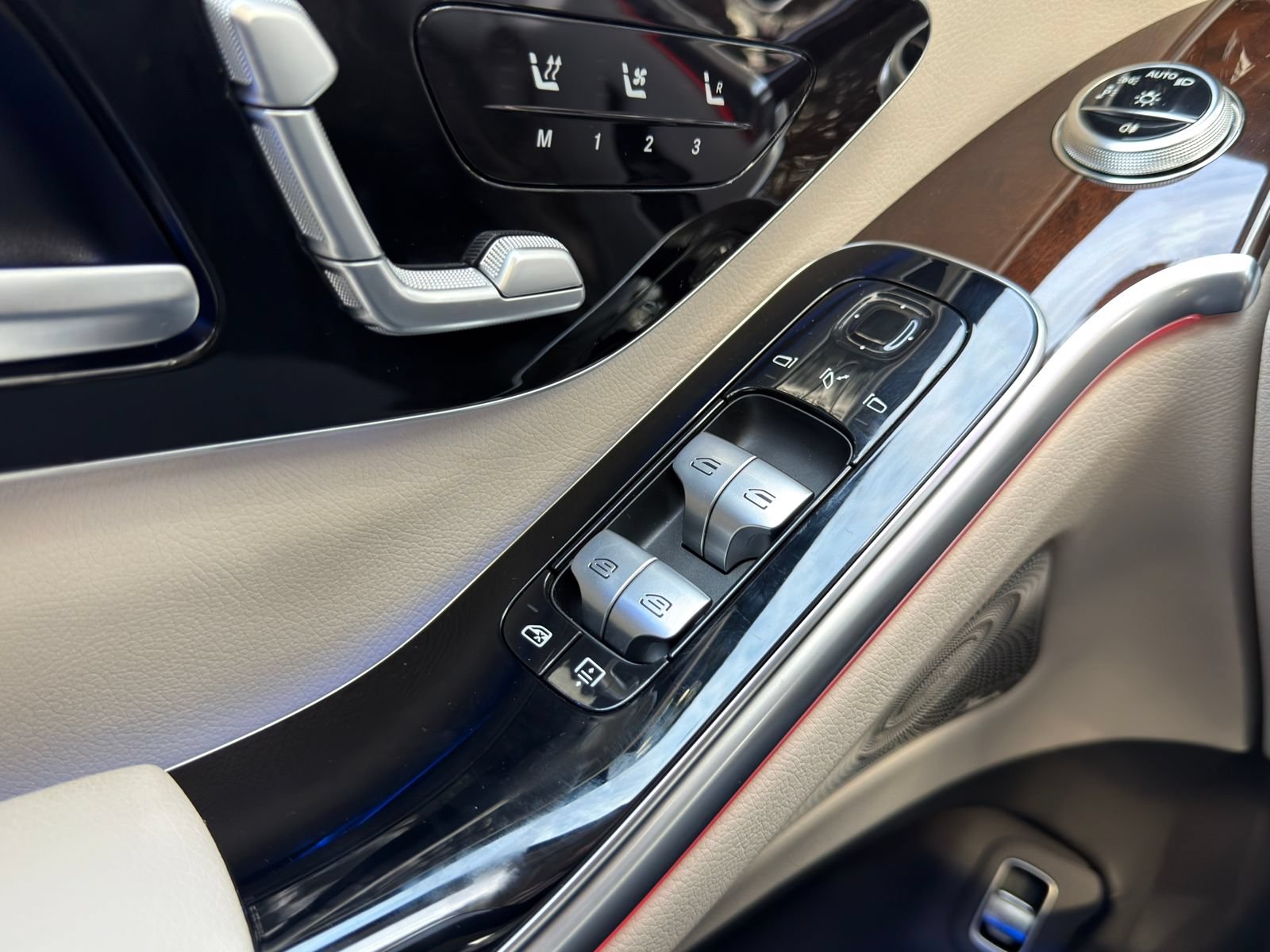 New 2026 Mercedes-Benz S 500 4MATIC image 21