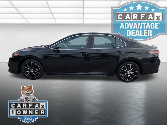 Used 2024 Toyota Camry SE image 24