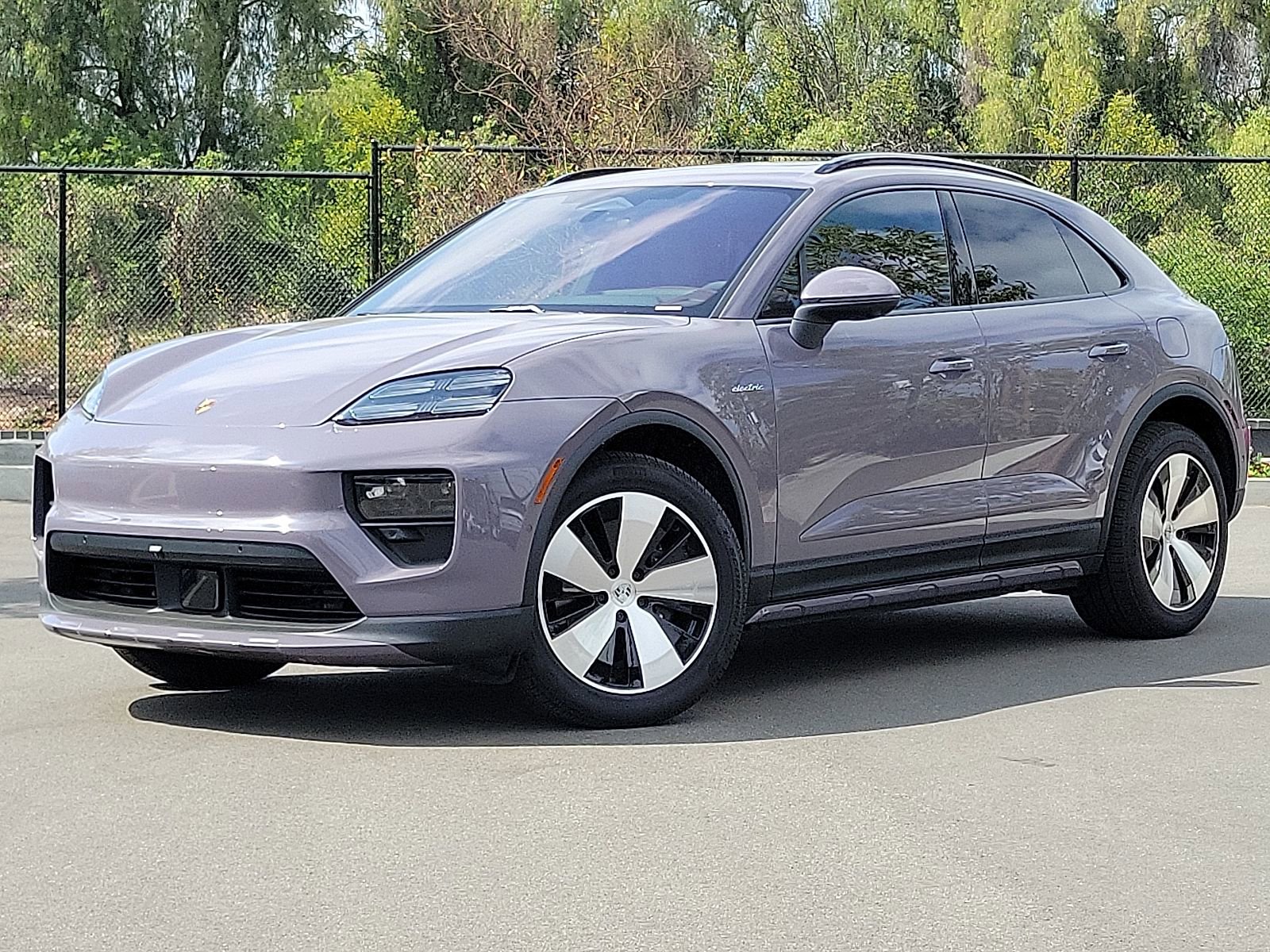 New 2024 Porsche Macan 4 Electric