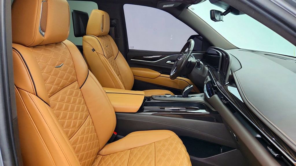 Used 2021 Cadillac Escalade Sport w/ Driver Assist Tech Package image 29