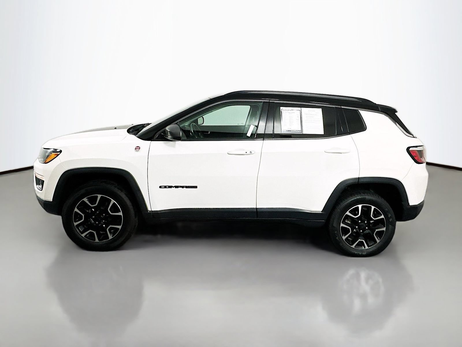 Used 2021 Jeep Compass Trailhawk AWD/4WD image 4