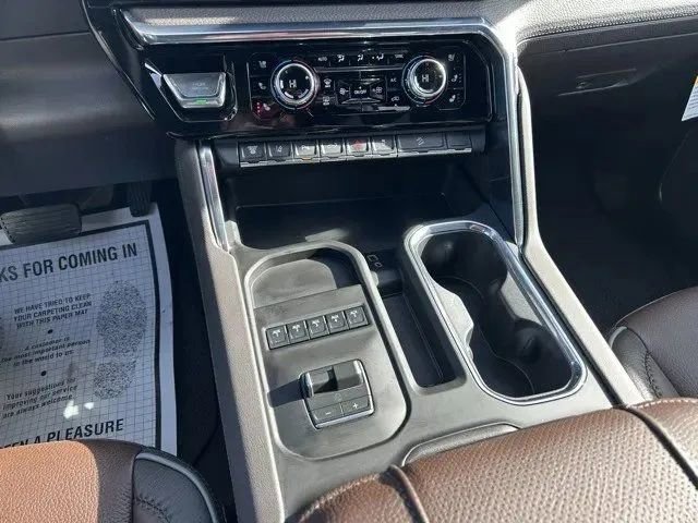 New 2026 GMC Sierra 3500 Denali w/ Technology Package image 30