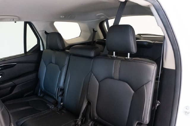 Used 2025 Honda Pilot EX-L image 7