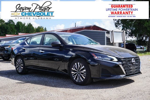 Used 2024 Nissan Altima 2.5 SV