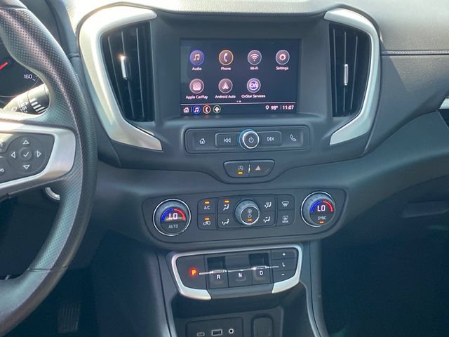 Used 2022 GMC Terrain SLE w/ Driver Convenience Package FWD image 10