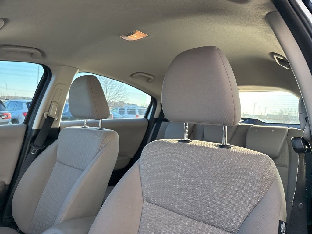 Used 2017 Honda HR-V LX image 5