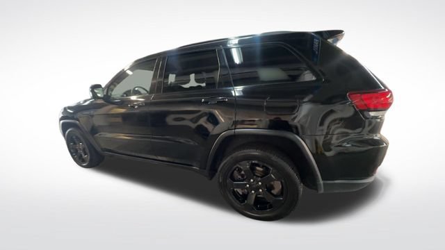 Used 2019 Jeep Grand Cherokee Laredo AWD/4WD image 7