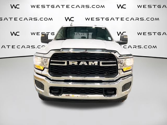 New 2024 RAM 2500 Tradesman w/ Chrome Appearance Group AWD/4WD image 4