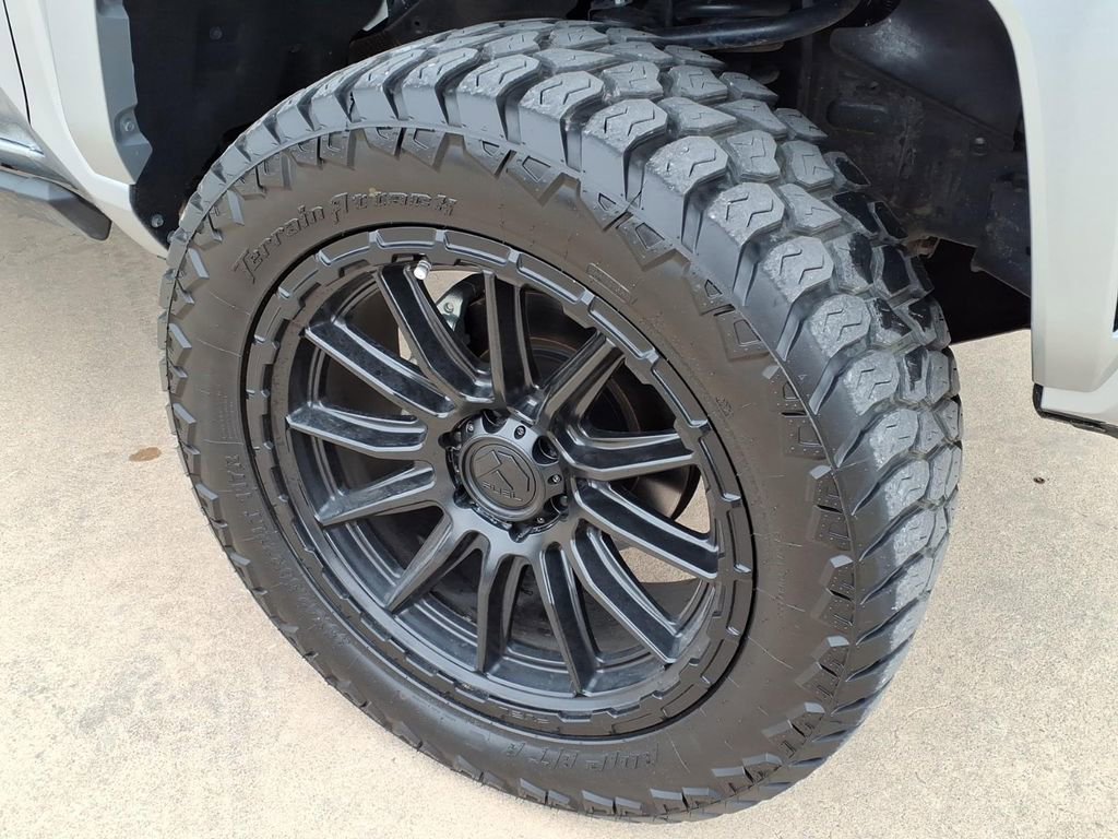 Used 2024 Toyota Tacoma TRD Sport image 9